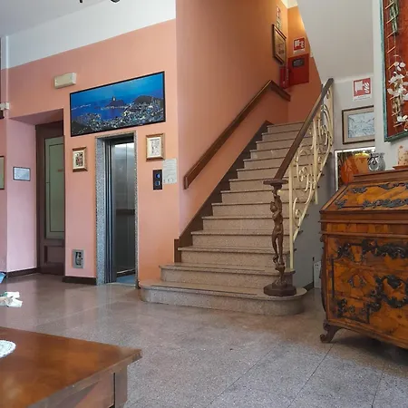 Florida Szálloda 3*